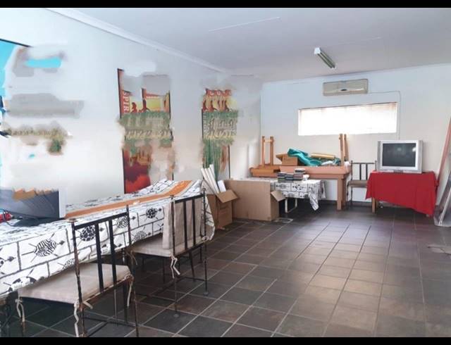 620M² BUSINESS CENTRE FOR SALE IN VANDERBIJLPARK CENTRAL